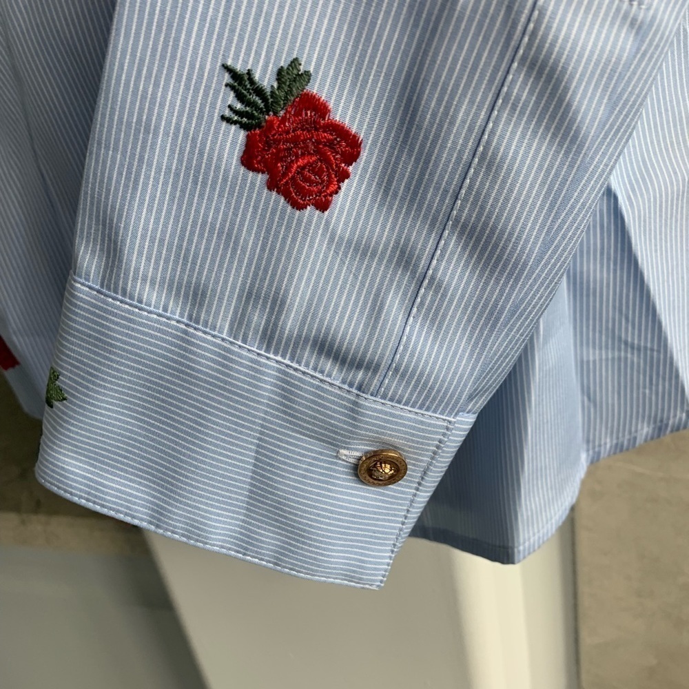 Versace rose-embroidered shirt - Picture 9 of 13